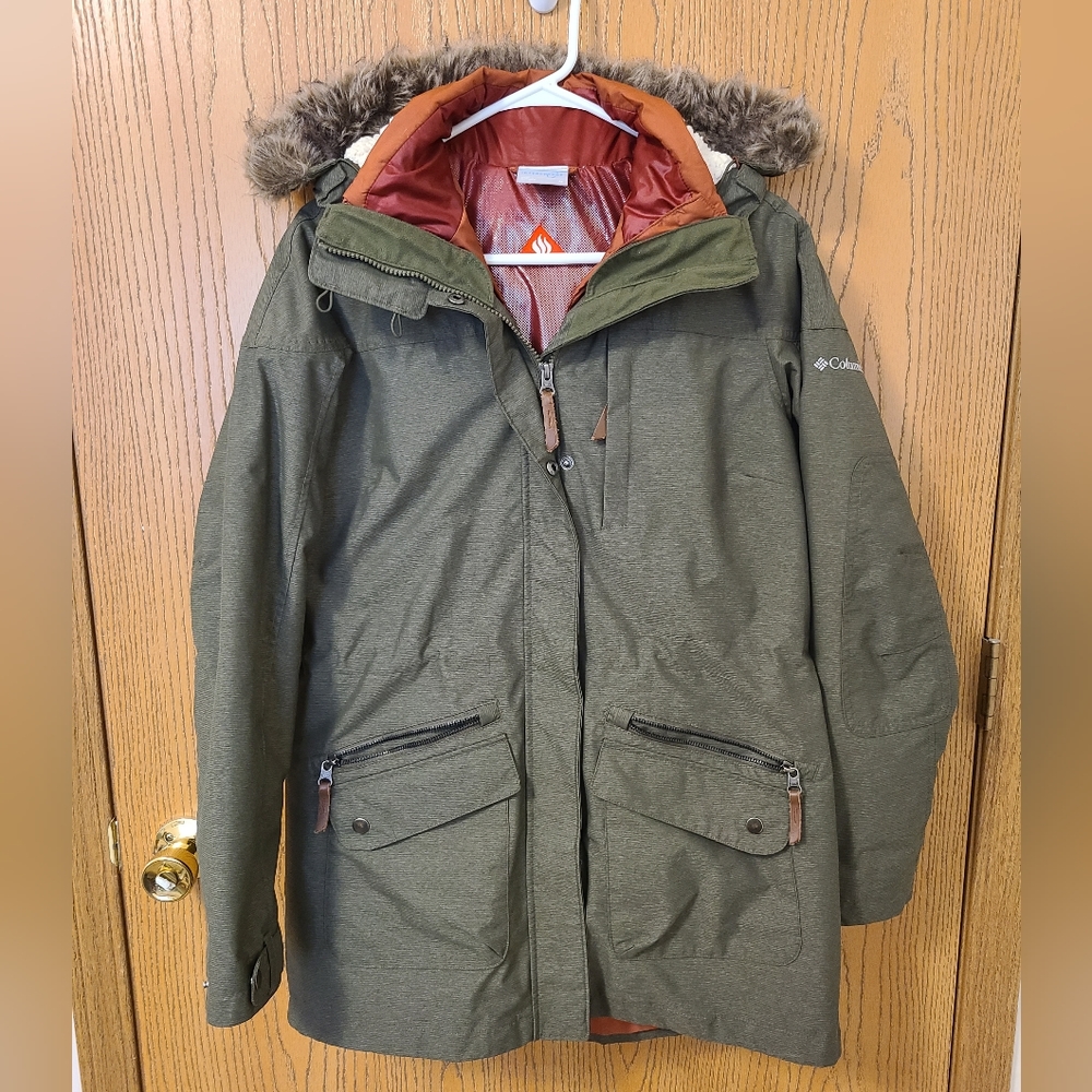 EUC Columbia Carson Pass Interchange Jacket/Coat Medium- green and orange/pink